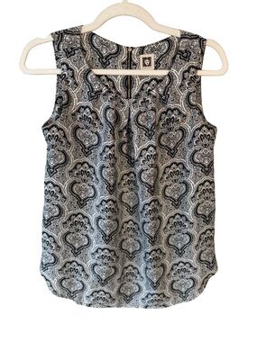 Anne Klein Black and White Paisley Sleeveless Blouse Size XS Classic Minimalist